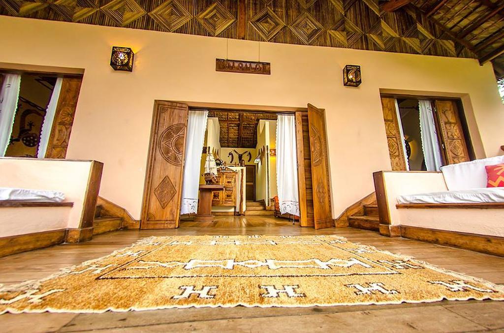 Le Zahir Lodge Ambatoloaka  Zimmer foto